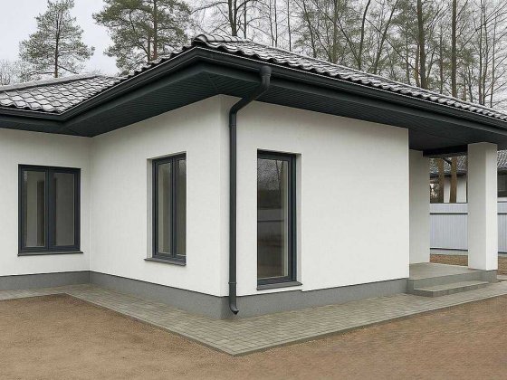 Якісний будинок з керамічної цегли з газом в оточені сосен, 2% Ворзель