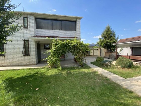 Продаж будинку Вишенки 18 км Києва бассейн сауна ліс озеро Красиво Вишеньки