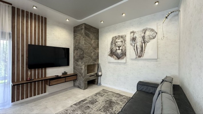 Продаж БУДИНКУ, Гатне! 230 кв.м. Басейн, сайна, ремонт - фото 1