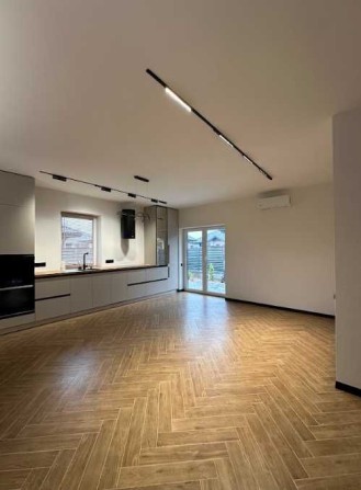 Будинок з НОВИМ ремонтом 98м2, земля 4сотки - фото 1