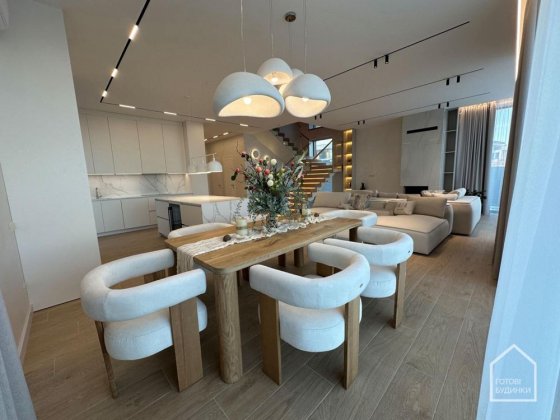 Панорамний будинок з меблями | 230 кв.м. | 13 соток | Ходосівка Ходосовка