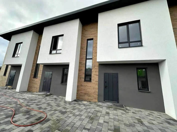 таунхаус 75 кв.м  в мальовничому передмісті Києва. без % - фото 1