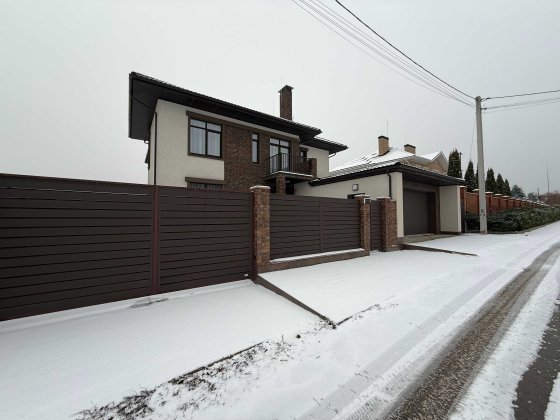 Будинок 350 м2, с. Лісники,  Києво-Святошинський р-н Лесники