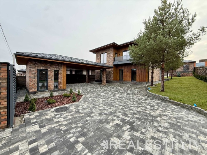 Якісний будинок з газовим опаленням, лазнею та терасою у с. Гореничі - фото 1