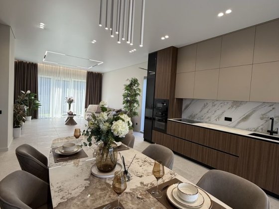 Продам розкішний будинок з ремонтом. Лісники. Equides Club. Лесники