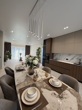 Продам розкішний будинок з ремонтом. Лісники. Equides Club. - фото 1