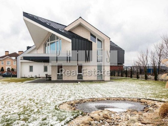 Продаж автономного будинку Лісники 300м2 Обухівський р-н Лесники