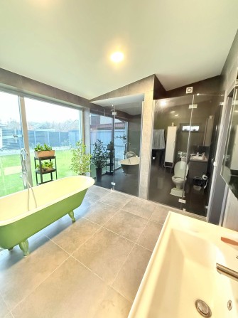 Дім с. Нові/Старі Петрівці - фото 1