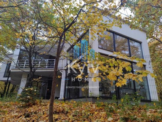 Продаж/ Сучасний VIP будинок з ремонтом/ 390 м2/ 20 сот/ Генератор Нові Петрівці