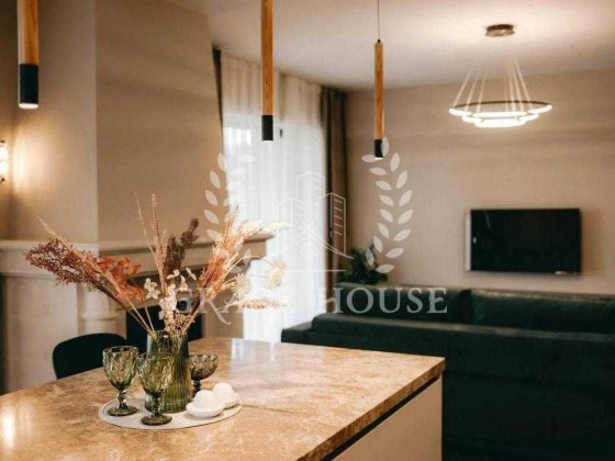 Продаж будинку з ремонтом Ходосівка Лісники 3 спальні 8 соток озеро Ходосовка