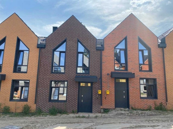 Топ варіант! Таунхаус біля Києва + місце під бомбосховище !!! - фото 1