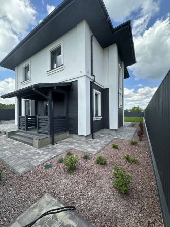 Лаконічний будинок, 8 сот. Чистове оздоблення. ТОП ціна-якість - фото 1