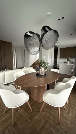 Сучасний будинок з дизайнерським ремонтом! - фото 1