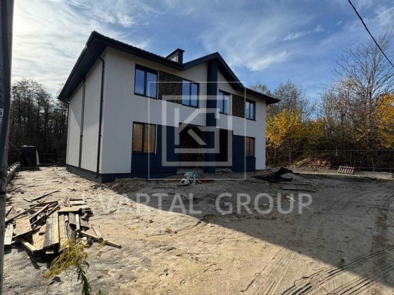 СУЧАСНИЙ Новенький Дуплекс біля лісу 118м2/Швидкий виїзд на Київ/ Стоянка