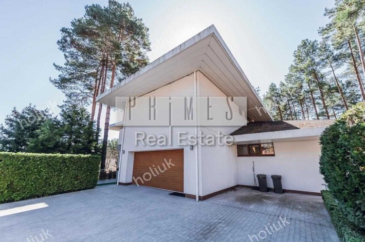 Продаж розкішного будинку, вул. Осіння, Стоянка - фото 1