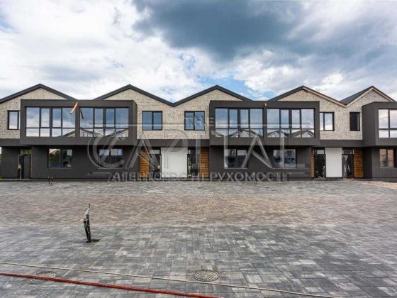Продаж сучасного таунхаусу в Romankiv Village, Романків, є розсрочка Підгірці