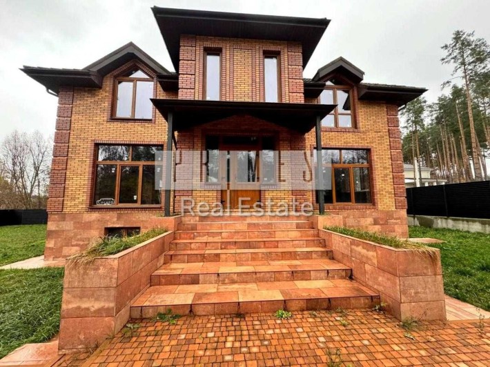 Продаж котеджу без ремонту в закритому КМ, вул. Лісна, Стоянка - фото 1