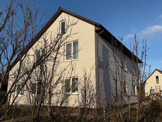 Продам Будинок біля Києва, селище Глеваха, центр, вул Коцюбининського Глеваха