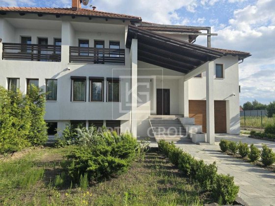 Стильний дуплекс з каміном і укриттям, ділянка 7,5 соток Березовка