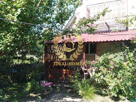 Продам двоповерховий садовий будинок поблизу с.Блиставица. Блиставиця