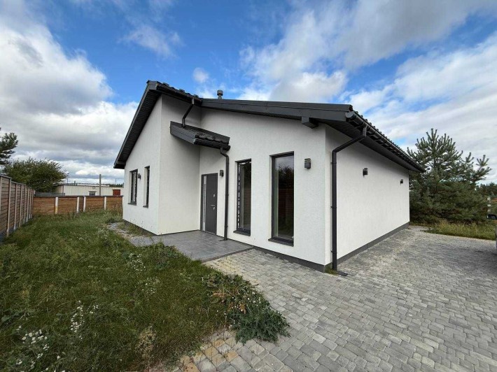 Продам будинок 7 соток! Бобриця! Сосни на території! - фото 1