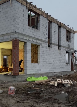 Дуплекс Білогородка , будинок з землею - фото 1