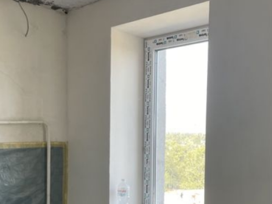 1к Кордонная / Ивановский м. Кирпичный дом.