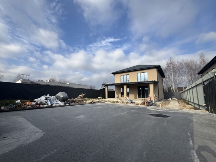 Продається чудовий будинок у Дмировці. - фото 1