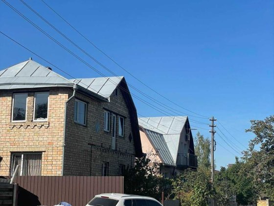 Продаю будинок-дачу з підвалом 186 м2  та 7 соток в Забуччі Забуччя