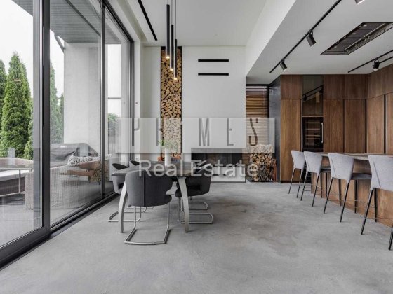 Продаж будинку 280 м2 КМ Белгравія Дмитрівка Дмитрівка