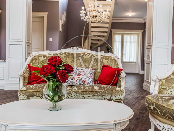 БЕЗ% Рів'єра Віллас Будинок 4 спальні басейн берег Лебедівка