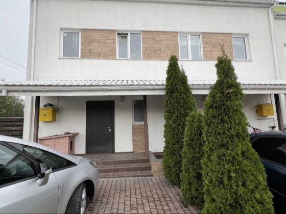 Продаж таунхаусу з чистовим ремонтом с.Нове Новое