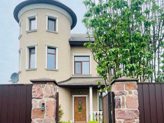 Будинок з ремонтом_Нове_8 соток ділянка_285 м2 Новое