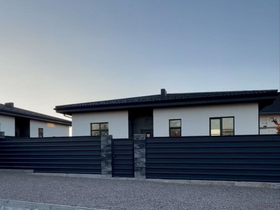 Продам 1 поверховий будинок с.Тарасівка Київська обл . Тарасовка