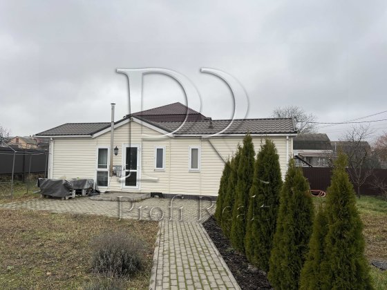 Продаж каркасного будинку в Хотові, 7 соток Хотов