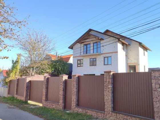 Продаж  Будинка,  с. Хотів Хотов