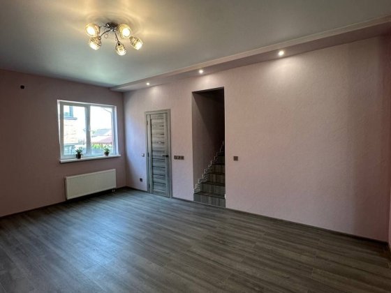 Власник!Будинок  160 м2+ Автонавіс 60м2,с.Білогородка (5 км Киїїв) Шевченково