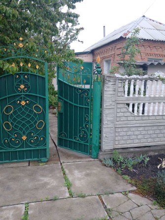 Продам будинок зі зручностями - фото 1