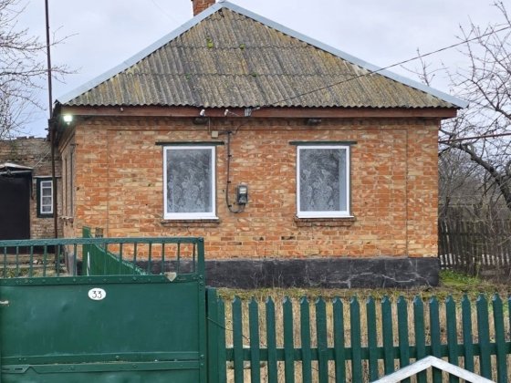 Будинок в селі,60м кв,20 сот землі Онуфриевка