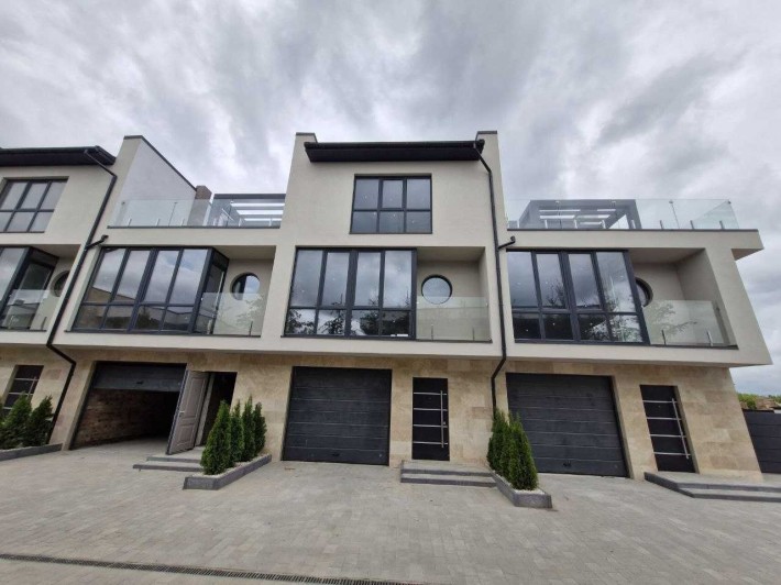 Продаж котеджу у Сокільниках - газ, світло, центральні комунікації! - фото 1