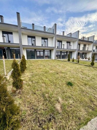 Продаж котеджу в с. Солонка | поруч Львова - фото 1