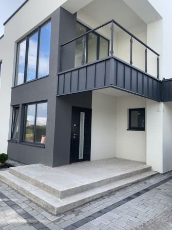 Продаж котеджу з гарним плануванням Зубра - фото 1