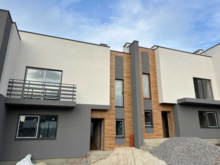 Продам котедж в Зубрі (5хв пішки до Львова) - фото 1