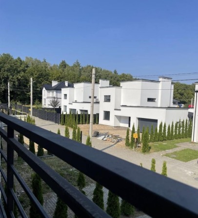 Продаж окремого будинку у  Зимній  Воді з ділянкою - фото 1