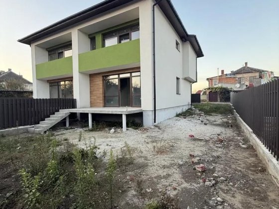 Котедж з ділянкою 3 сотки вул.Сірка 41А, с Зимна Вода Зимна Вода