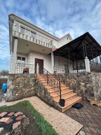 Хозяйский, добротный дом для большой семьи! Авангард! 3-уровневый! - фото 1