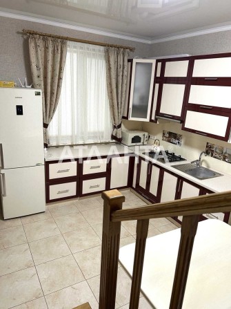 Таунхаус  в  ЖК  Академический, ул. Заболотного - фото 1