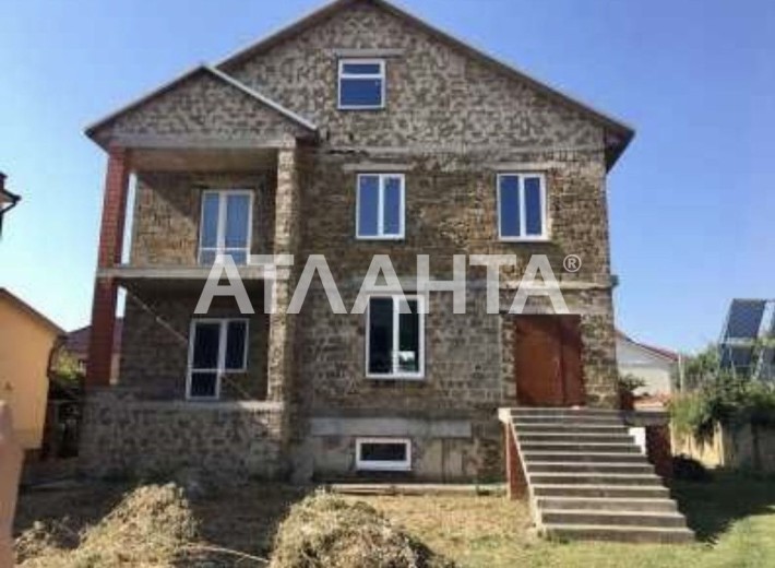 Добротная коробка  дома в Лесках. - фото 1