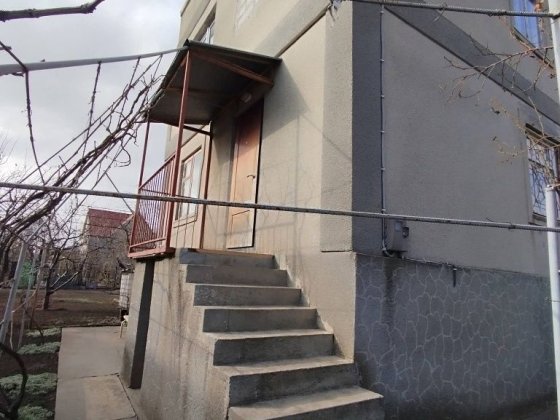 Двоповерховий будинок на "Волні" Великодолинское