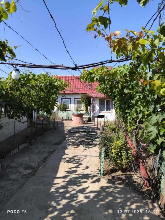 Дом в Каролино-Бугазе, возле Днестровского лимана - фото 1